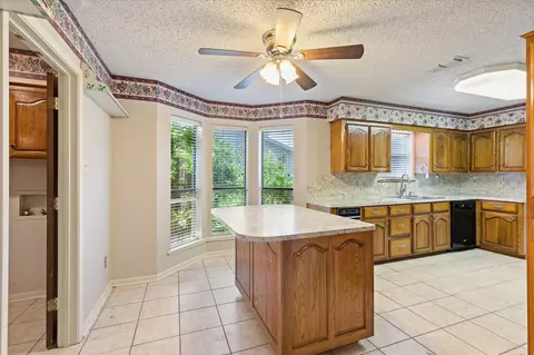 Kitchen - 900 Regency Dr, Longview, TX 75604 photo 2 of 4