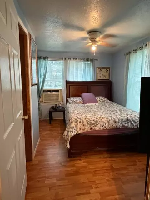 Bedroom - 5707 Elysian Fields Rd, Marshall, TX 75672 photo 3 of 3