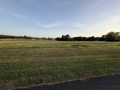 116 Sleep Easy Rd, Kilgore, TX 75662