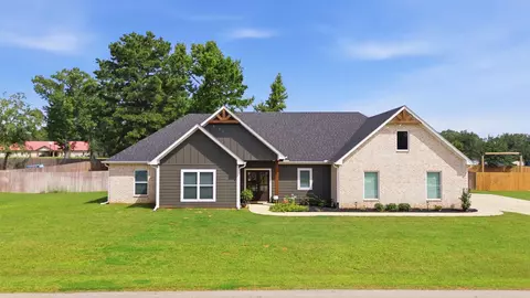 20971 Patriot Cir, Tyler, TX 75703