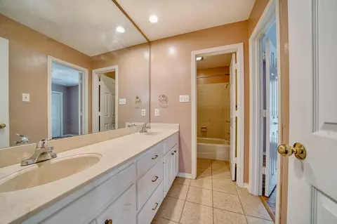 Bath - 1218 Daffodil Ln, Longview, TX 75604 photo 5 of 5