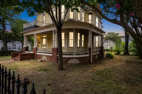 303 S Lafayette, Marshall, TX 75670