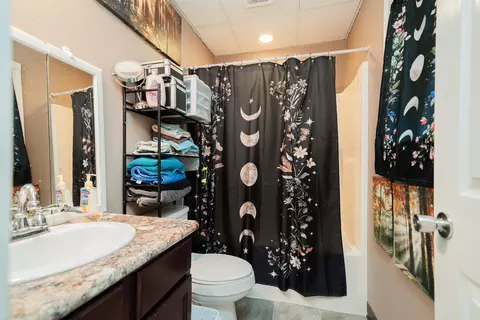 Bath - 309 E Brandon, Longview, TX 75604 photo 1 of 2