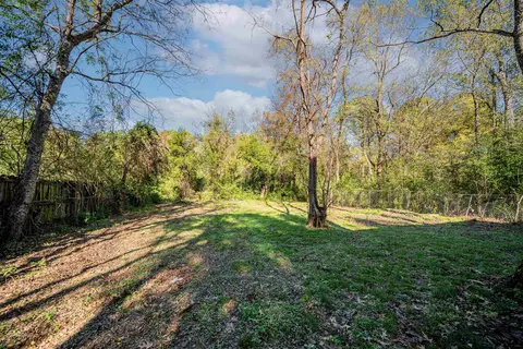 Exterior - 309 E Brandon, Longview, TX 75604 photo 2 of 5