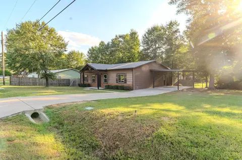 Exterior - 301 Bostick Dr, Marshall, TX 75672 photo 9 of 12
