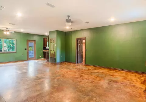 Living - 301 Bostick Dr, Marshall, TX 75672 photo 3 of 3