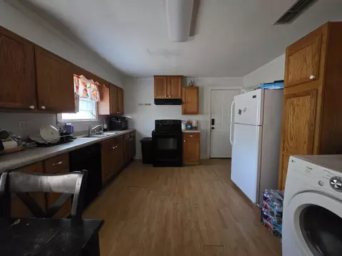Kitchen - 2103 Pine Tree Rd, Longview, TX 75604 photo 1 of 1