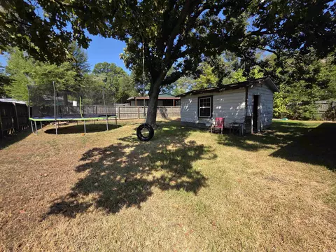 Exterior - 2103 Pine Tree Rd, Longview, TX 75604 photo 3 of 3