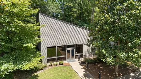 Exterior - 5 Bramlette Pl, Longview, TX 75601 photo 9 of 19