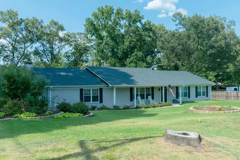 Exterior - 105 Claudia Cir, Longview, TX 75605 photo 3 of 14