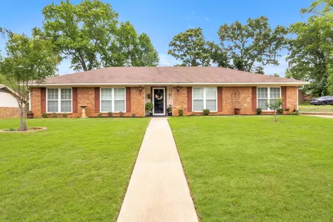 209 Cheryl, Longview, TX 75604 photo 2