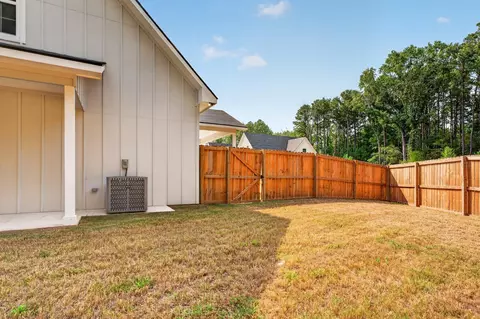 Exterior - 600 Ranier Dr, Longview, TX 75604 photo 7 of 7