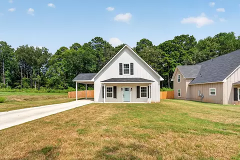 Exterior - 600 Ranier Dr, Longview, TX 75604 photo 2 of 7
