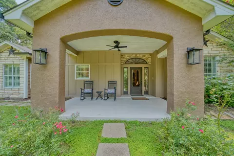 Exterior - 3514 Thompson Rd, Longview, TX 75604 photo 8 of 11