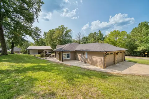 Exterior - 3514 Thompson Rd, Longview, TX 75604 photo 7 of 11