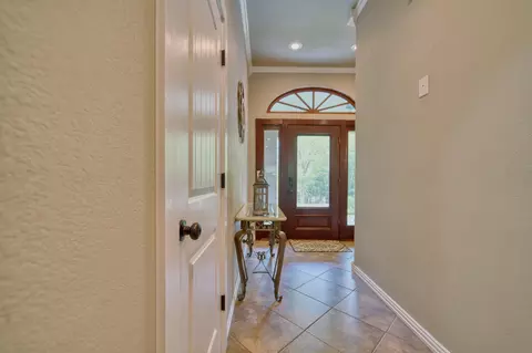 Entry Way - 3514 Thompson Rd, Longview, TX 75604 photo 1 of 1