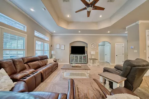 Living - 3514 Thompson Rd, Longview, TX 75604 photo 3 of 3