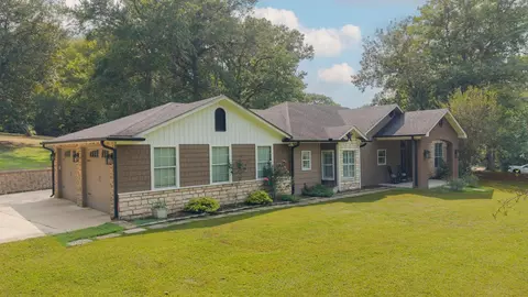Exterior - 3514 Thompson Rd, Longview, TX 75604 photo 10 of 11