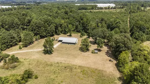 4565 Airport Rd, Kilgore, TX 75662