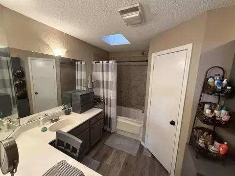 Bath - 102 Sage Rd, Longview, TX 75604 photo 1 of 2