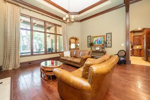 Living - 4405 Windrush Blvd, Longview, TX 75604 photo 2 of 5