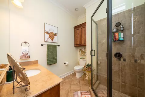 Bath - 4405 Windrush Blvd, Longview, TX 75604 photo 9 of 9