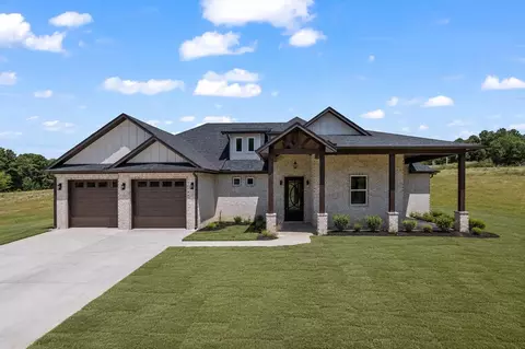 693 County Road 2204d, Tatum, TX 75691