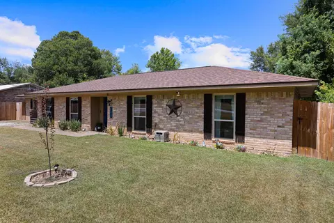 141 Larkspur, Beckville, TX 75631