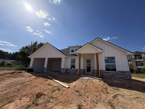 415 Mia Dr, Marshall, TX 75672