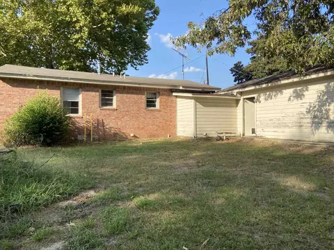 385 W York, Harleton, TX 75651 photo 7