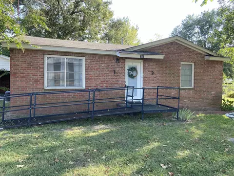 385 W York, Harleton, TX 75651 photo 2