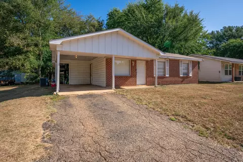 612 Holiday, Longview, TX 75601