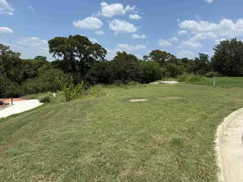 1326 River Place Dr, New Braunfels, TX 78130