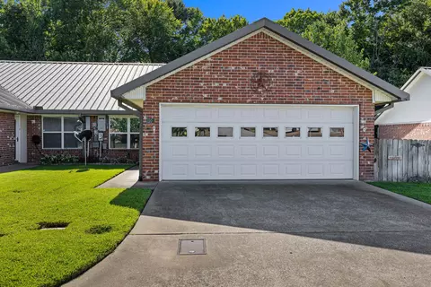2005 Sandstone, Longview, TX 75605