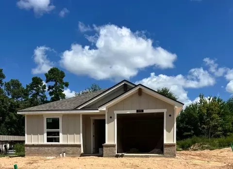 179 Spokane St, Gladewater, TX 75647