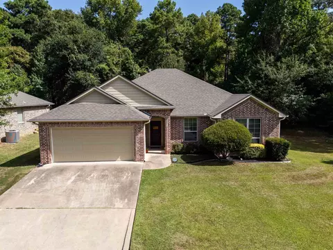 329 Bois D Arc, Hallsville, TX 75650