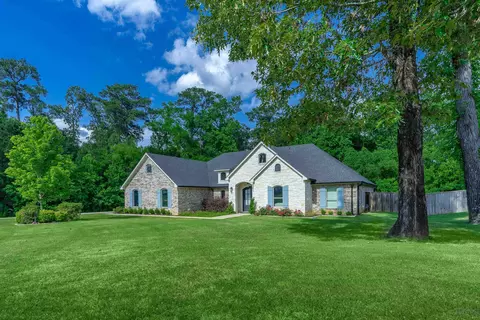 2424 Clayton St, Longview, TX 75605