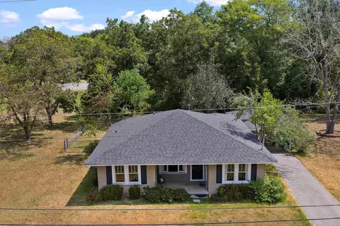 209 Bounds St, Carthage, TX 75633