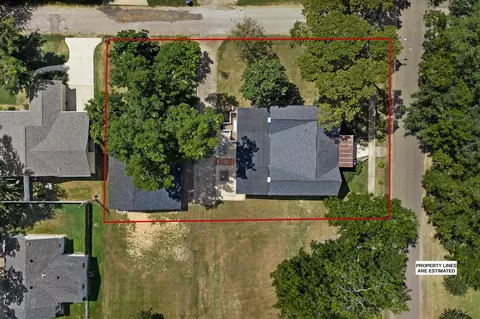 View/Area - 502 E Walker, Jefferson, TX 75657 photo 2 of 2