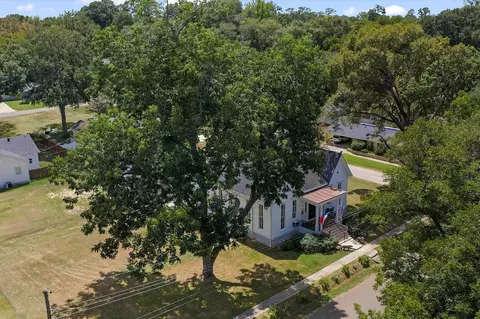 View/Area - 502 E Walker, Jefferson, TX 75657 photo 1 of 2