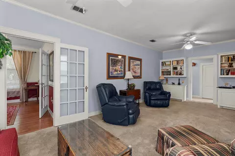 607 E Delta St, Jefferson, TX 75657 photo 12