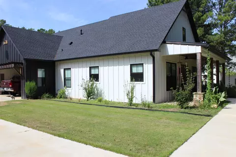 Exterior - 1912 George Richey Rd, Longview, TX 75604 photo 11 of 22