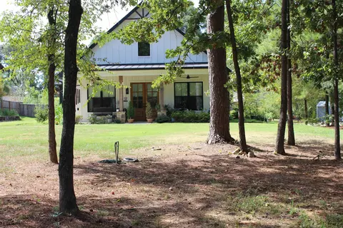 Exterior - 1912 George Richey Rd, Longview, TX 75604 photo 7 of 22