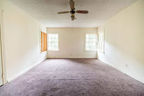 Bedroom - 810 E Melton St, Longview, TX 75602 photo 3 of 7