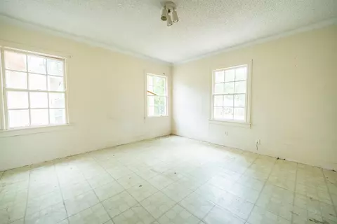 810 E Melton St, Longview, TX 75602 photo 24