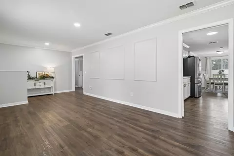 Entry Way - 604 Gemi Dr, Longview, TX 75604 photo 2 of 2