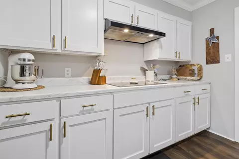 Kitchen - 604 Gemi Dr, Longview, TX 75604 photo 2 of 4