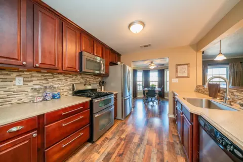 Kitchen - 4538 W Loop 281, Longview, TX 75604 photo 1 of 3