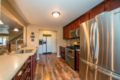Kitchen - 4538 W Loop 281, Longview, TX 75604 photo 3 of 3
