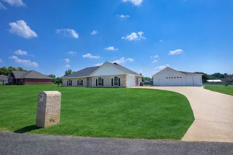 9 Willow Bnd, New Boston, TX 75570
